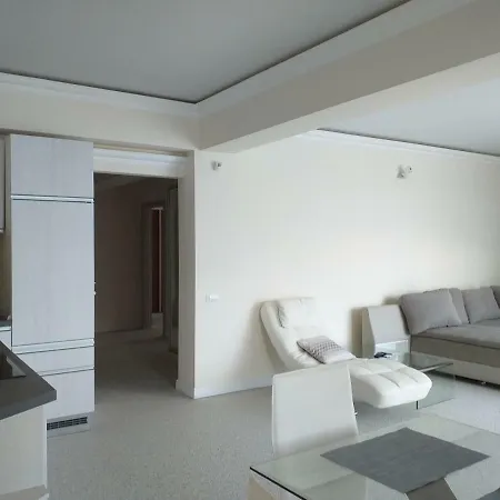 White Tower Mamaia Nord Etaj 5 *