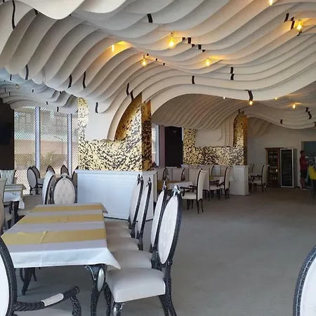 White Tower Mamaia Nord Etaj 5 דירה Năvodari