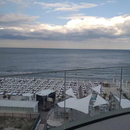 White Tower Mamaia Nord Etaj 5 Năvodari